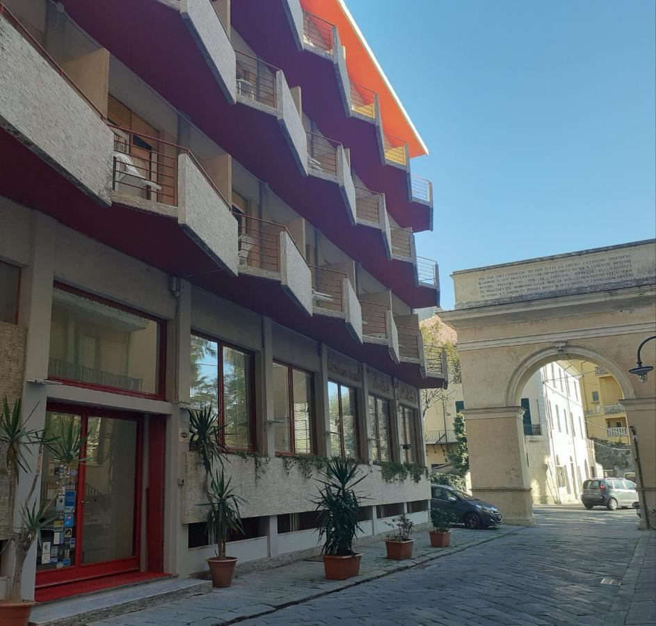 Hotel Colibri Finale Ligure Dış mekan fotoğraf