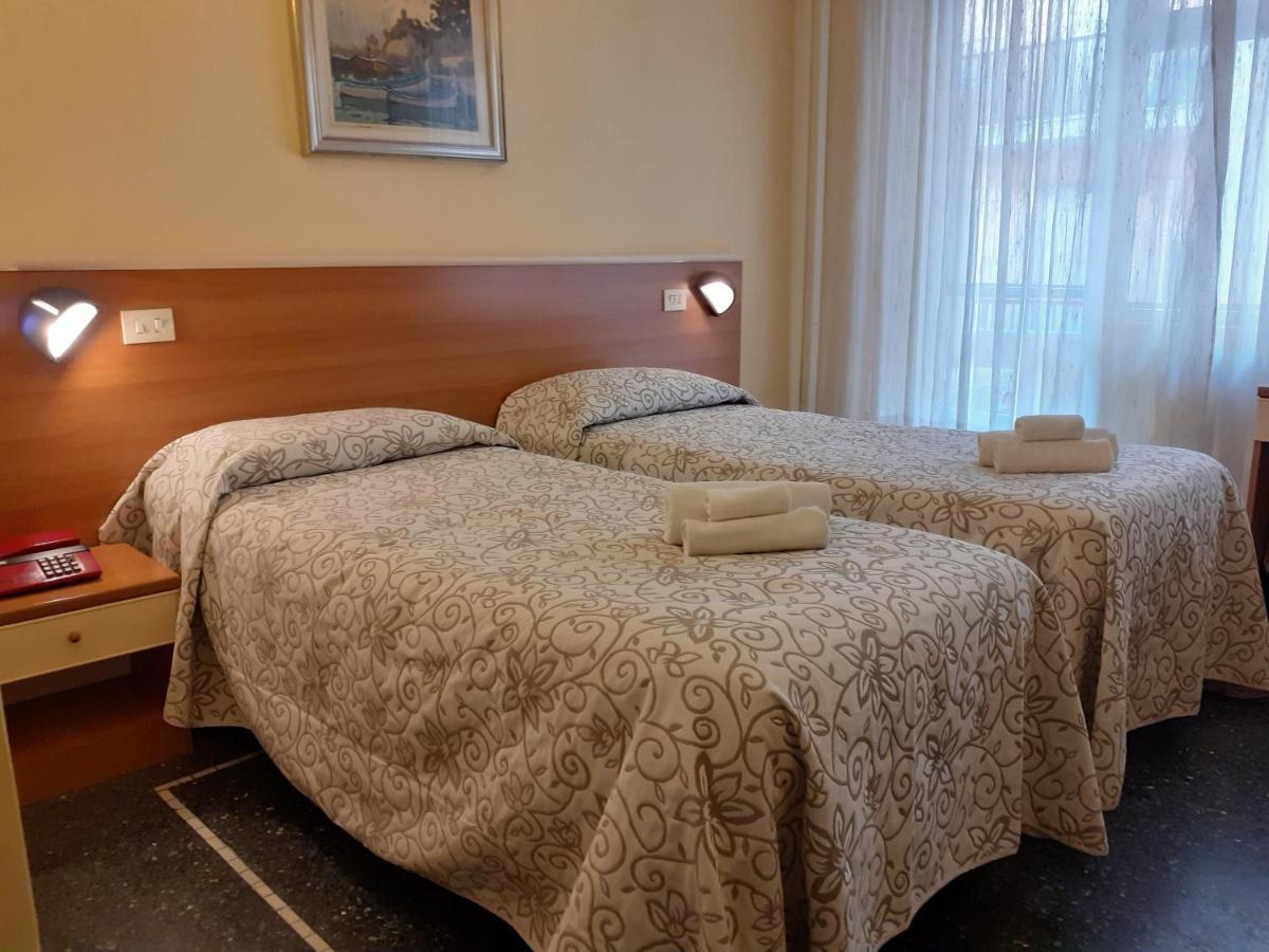 Hotel Colibri Finale Ligure Dış mekan fotoğraf