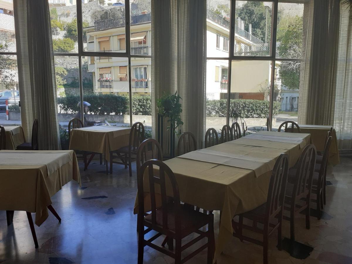 Hotel Colibri Finale Ligure Dış mekan fotoğraf